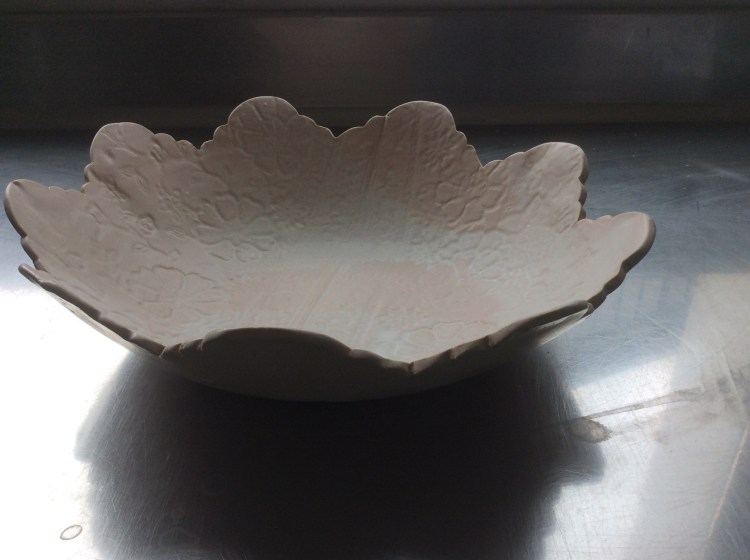 Coupe en dentelle rose